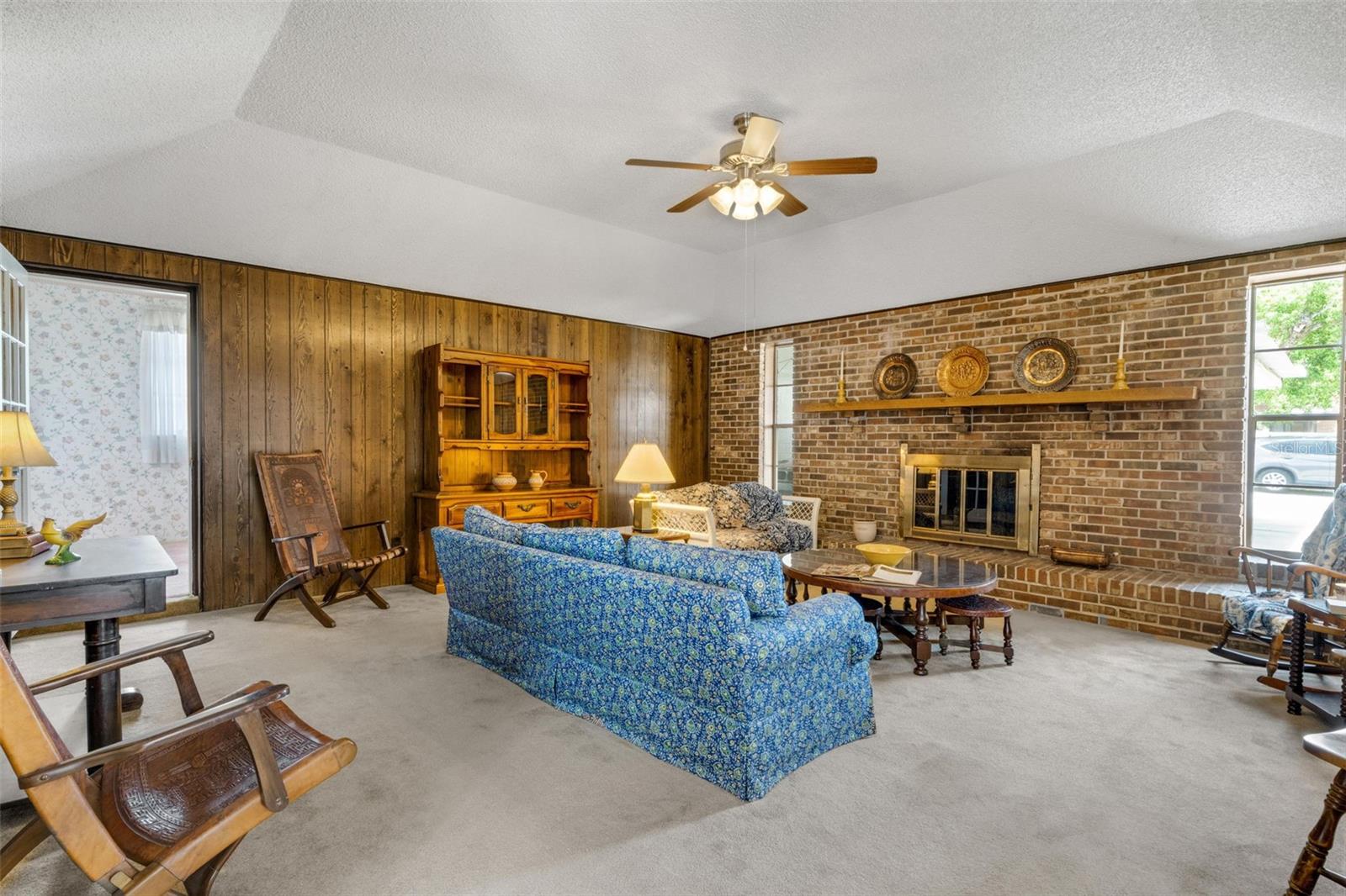 Image 12 of 50 For 4200 Cleveland Heights Boulevard
