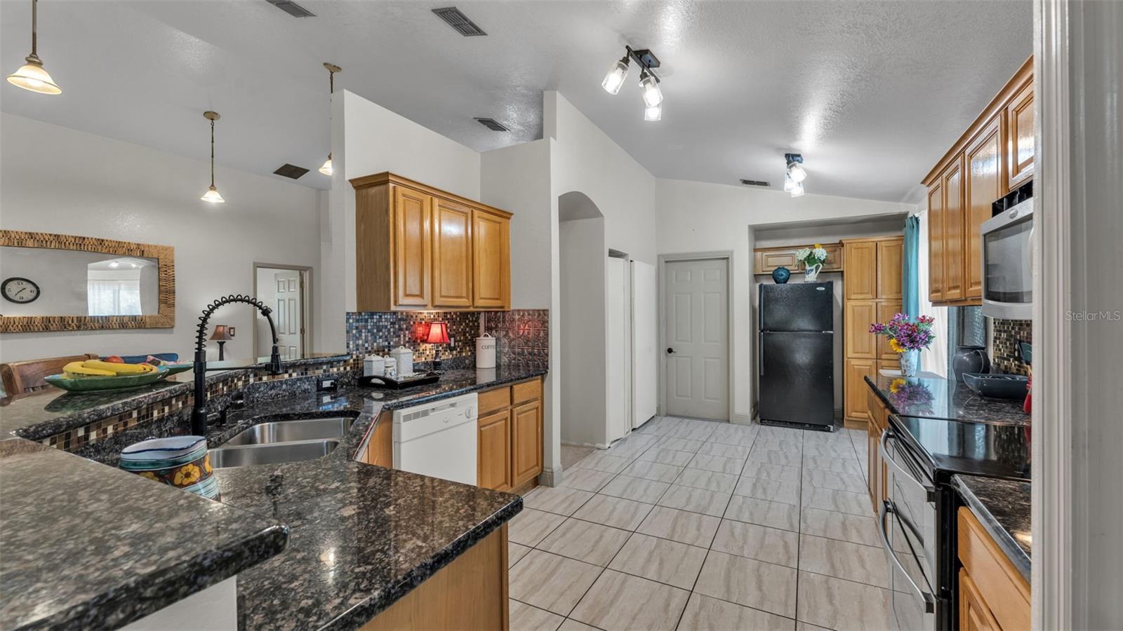 Image 15 of 63 For 13409 Sweet Hill Road
