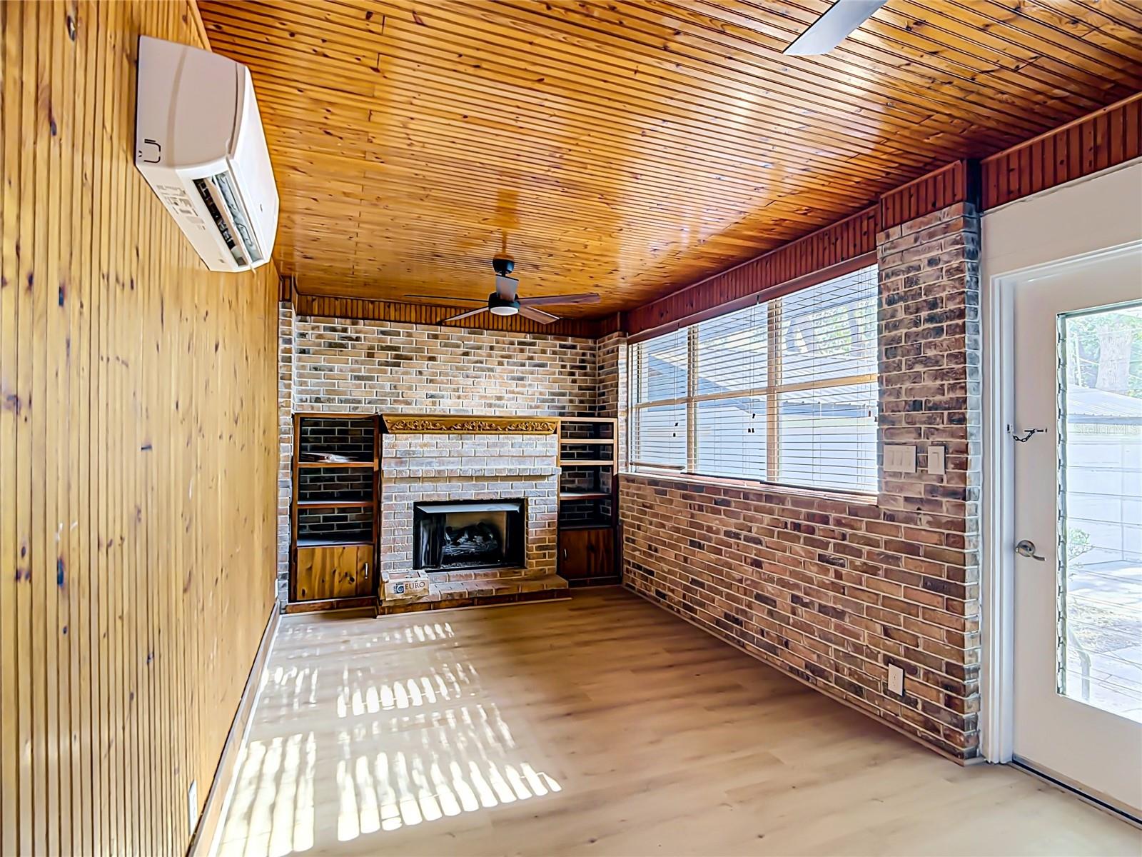 Image 21 of 53 For 616 Edgewood Drive