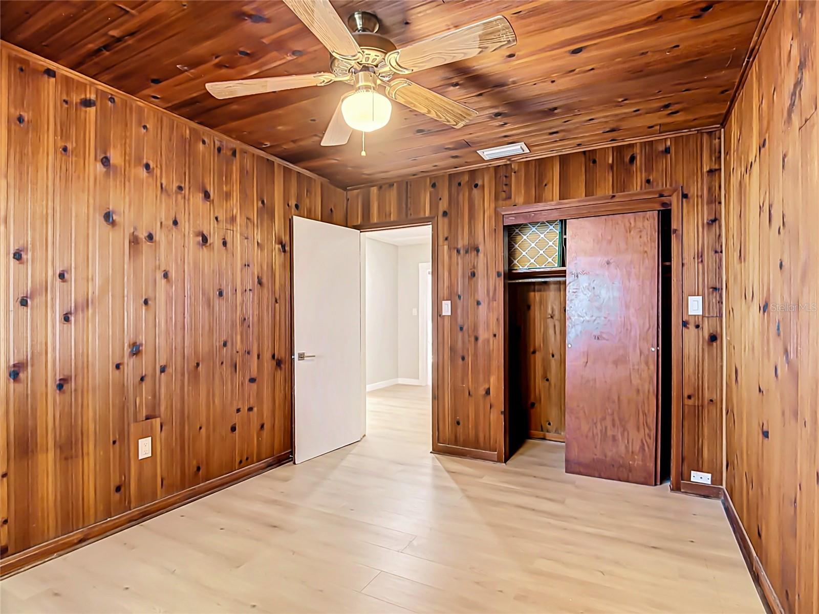 Image 31 of 53 For 616 Edgewood Drive
