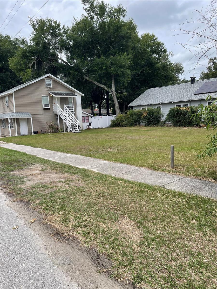 Image 4 of 5 For 117 5th Street Ne