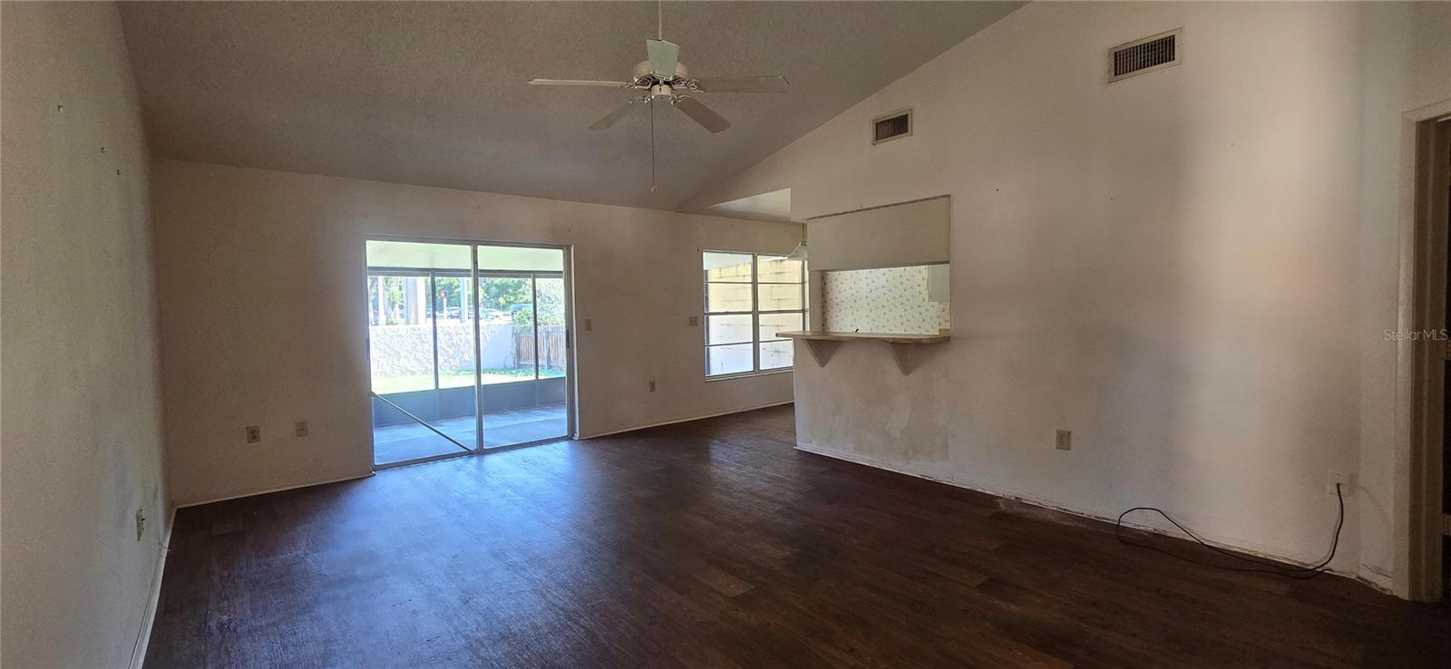 Image 5 of 33 For 849 Cimarron Court