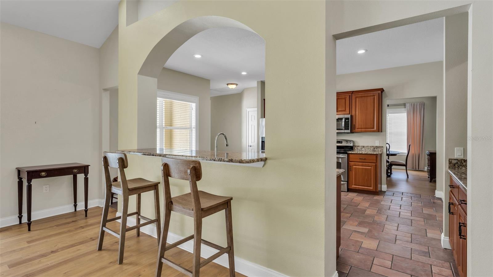 Image 20 of 61 For 143 Shannon Oaks Drive