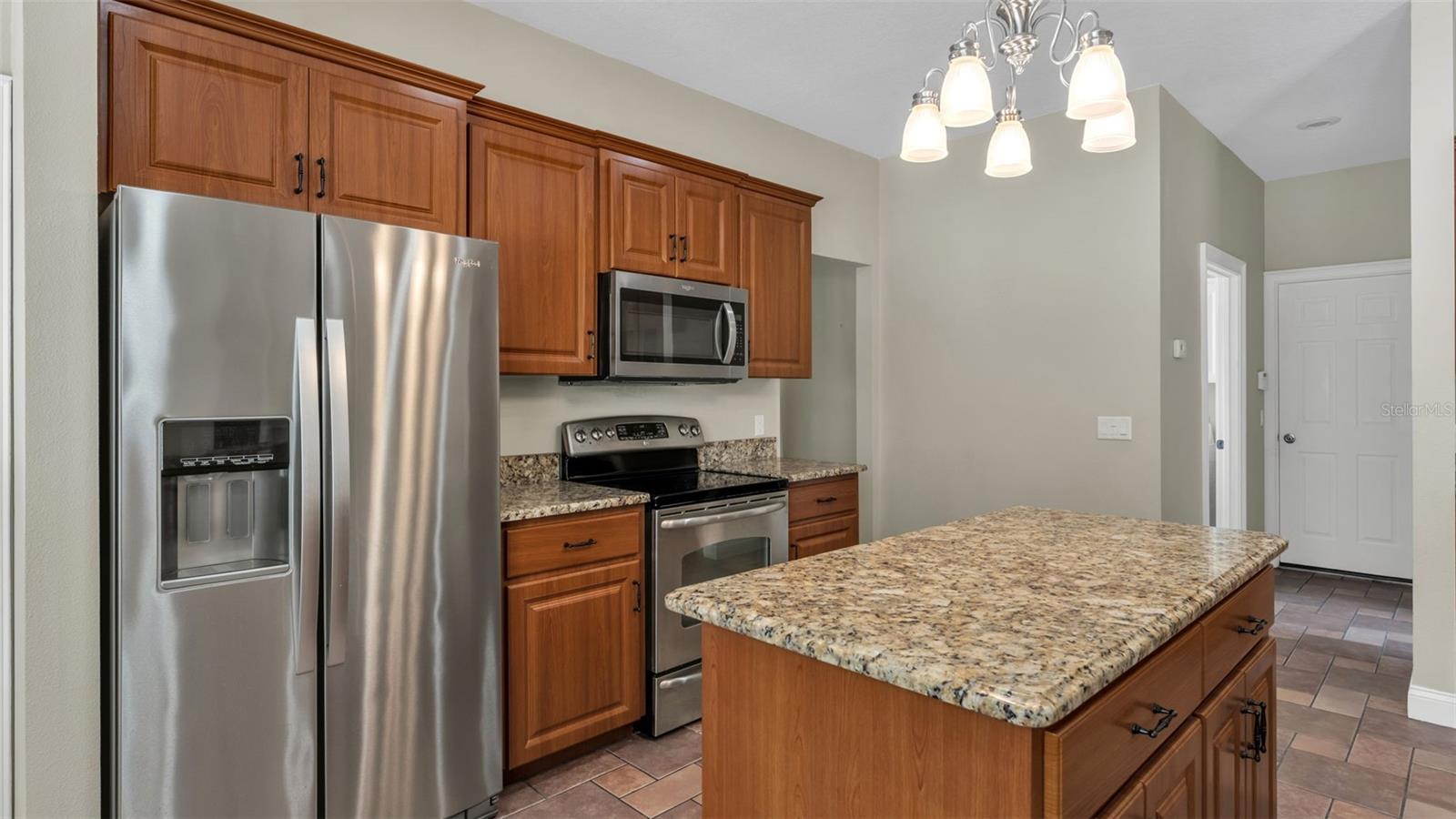 Image 24 of 61 For 143 Shannon Oaks Drive