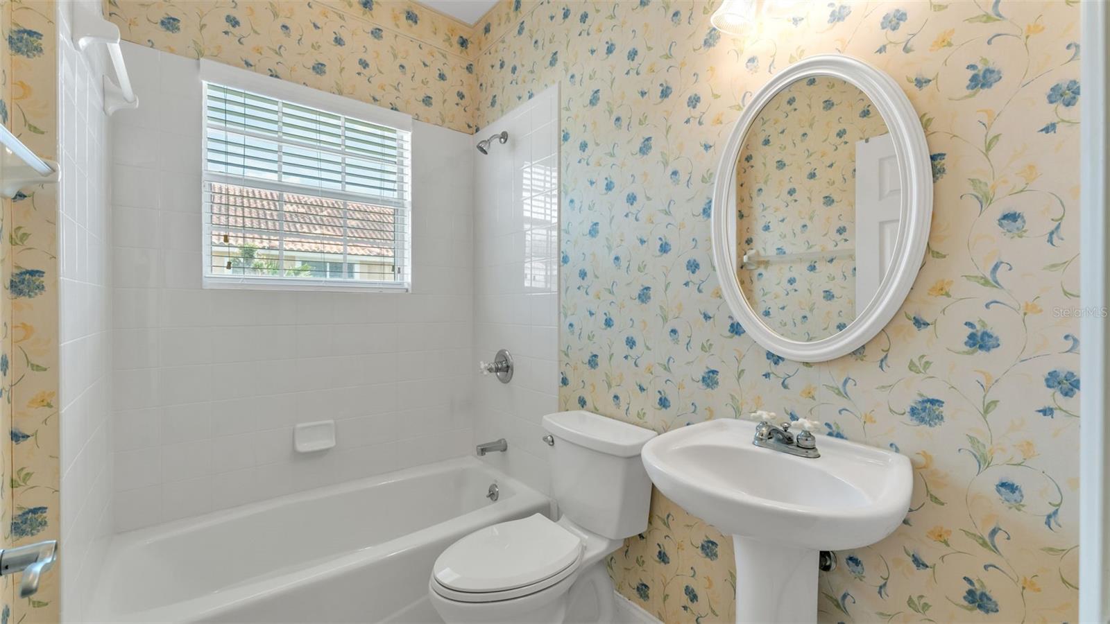 Image 27 of 61 For 143 Shannon Oaks Drive