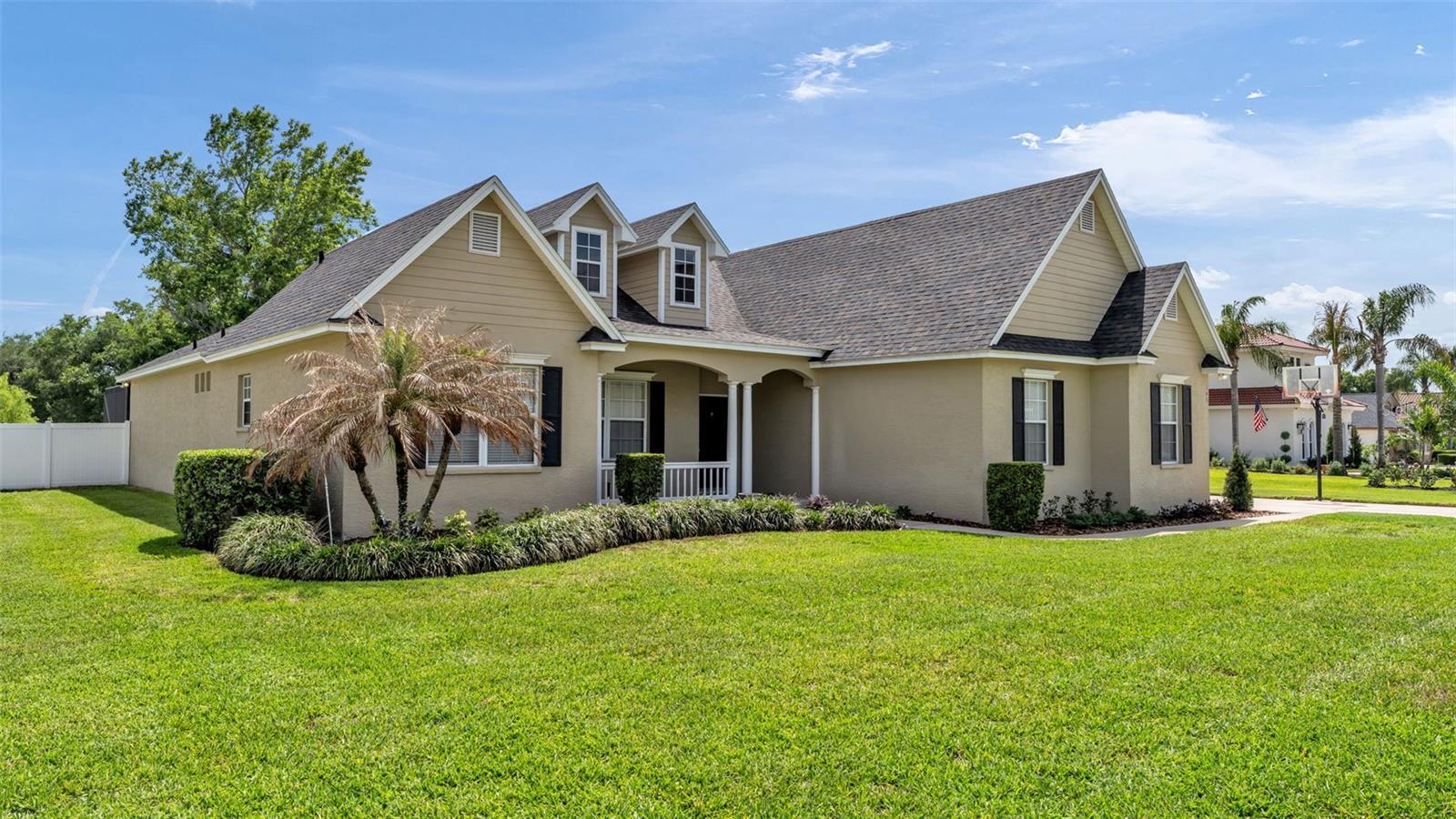 Image 3 of 61 For 143 Shannon Oaks Drive