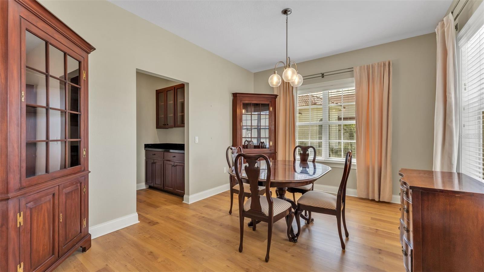 Image 38 of 61 For 143 Shannon Oaks Drive