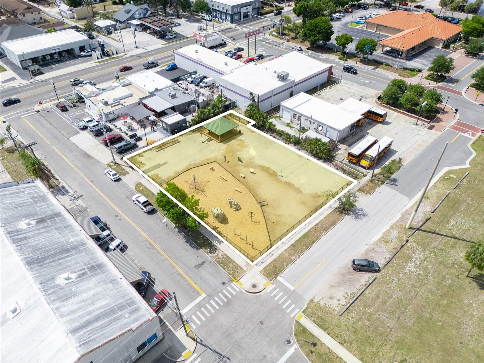 Image 3 of 22 For 165 5th Street Sw