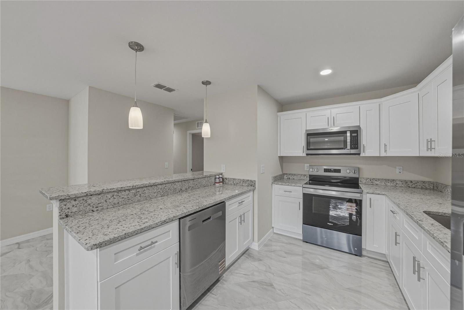 Image 12 of 44 For 2428 Mosswood Lane