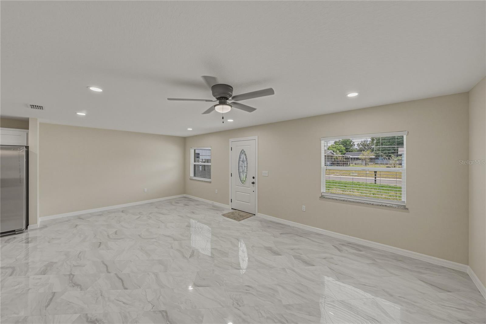 Image 16 of 44 For 2428 Mosswood Lane