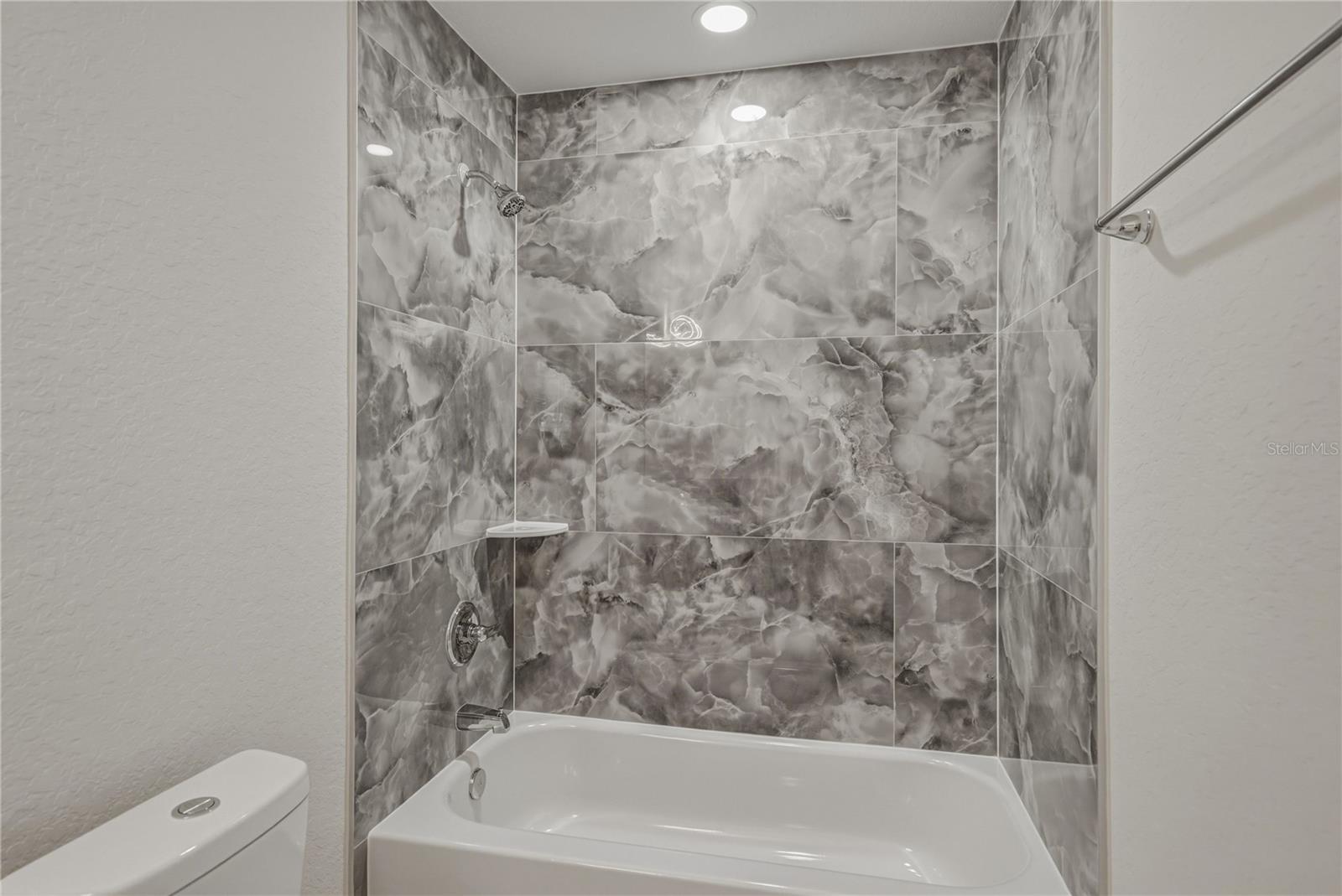 Image 35 of 44 For 2428 Mosswood Lane