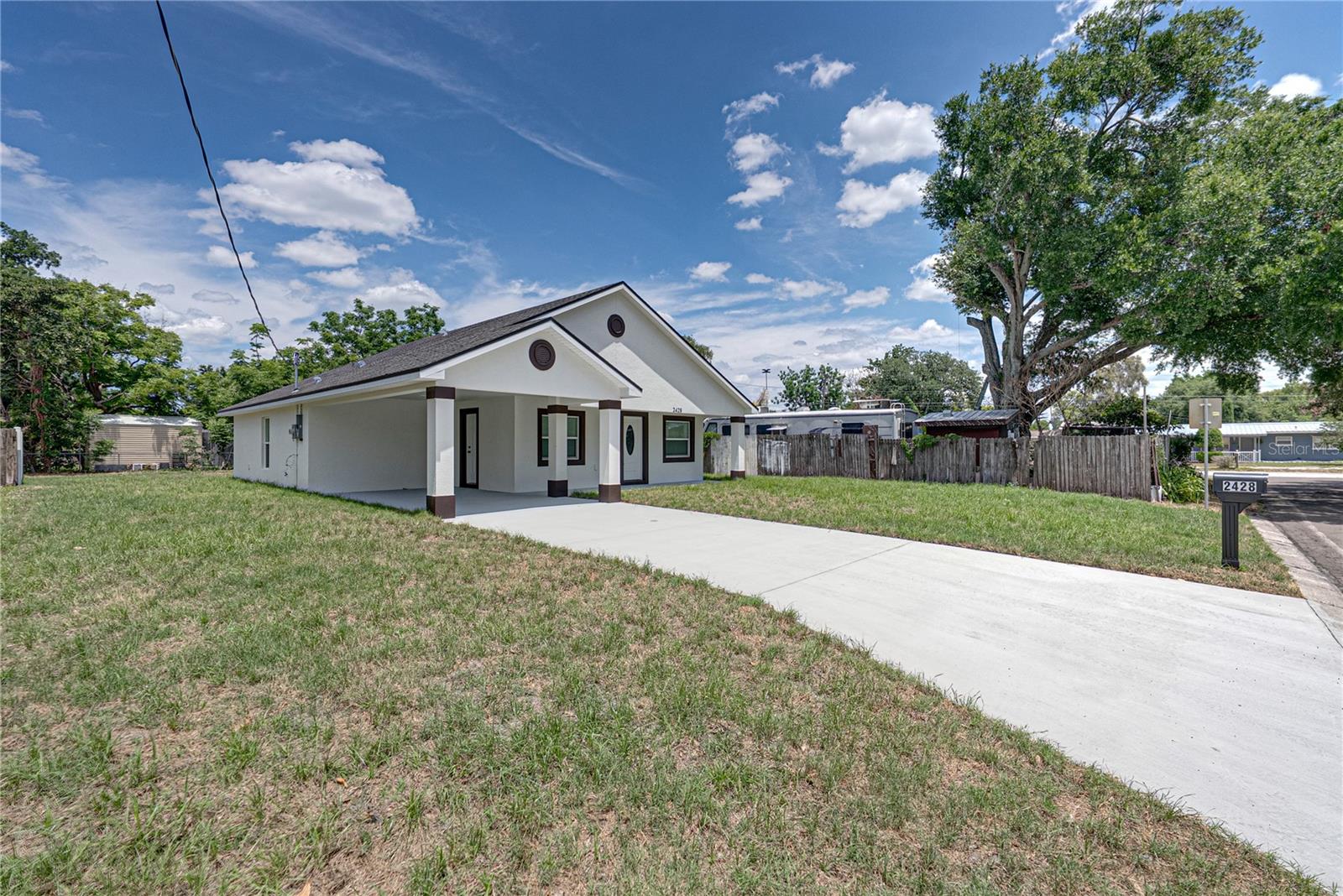 Image 5 of 44 For 2428 Mosswood Lane