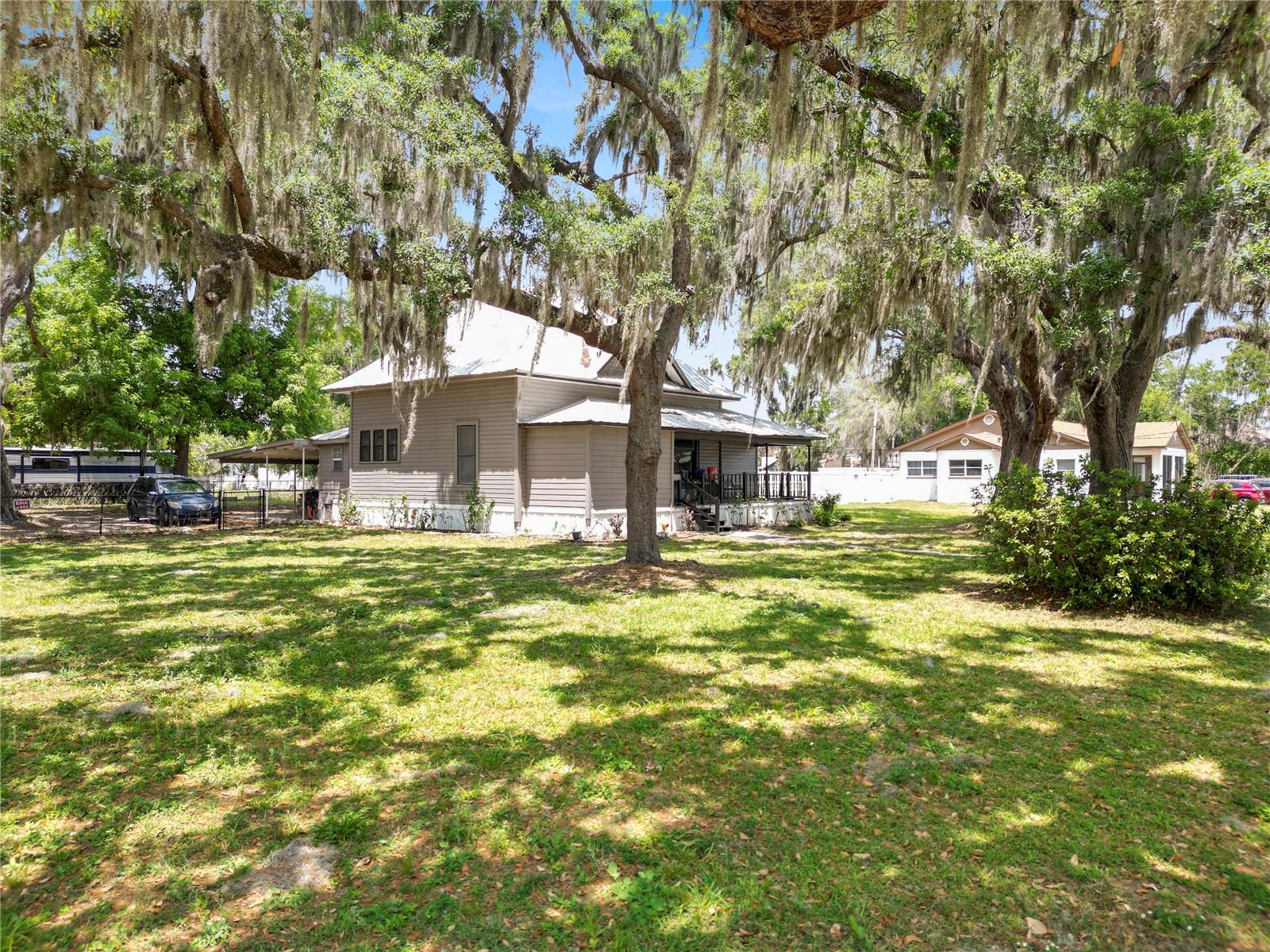 Image 9 of 19 For 128 Oak Avenue