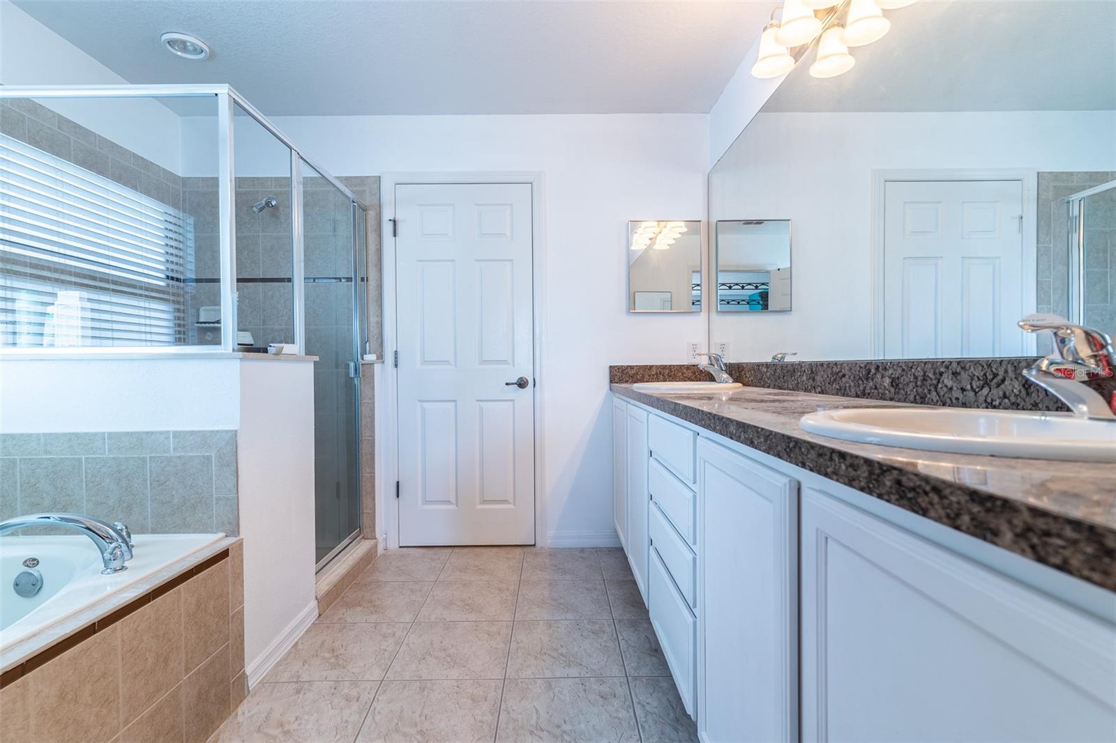 Image 13 of 48 For 2926 Boating Boulevard