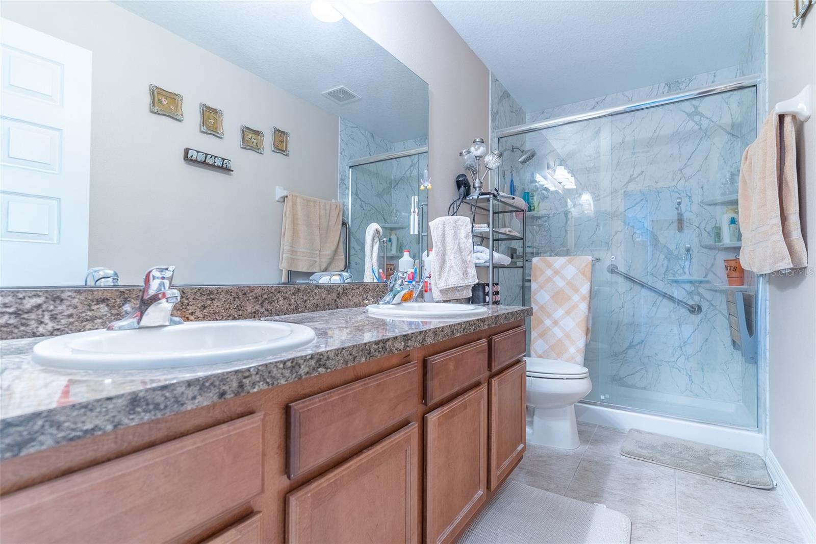 Image 16 of 48 For 2926 Boating Boulevard