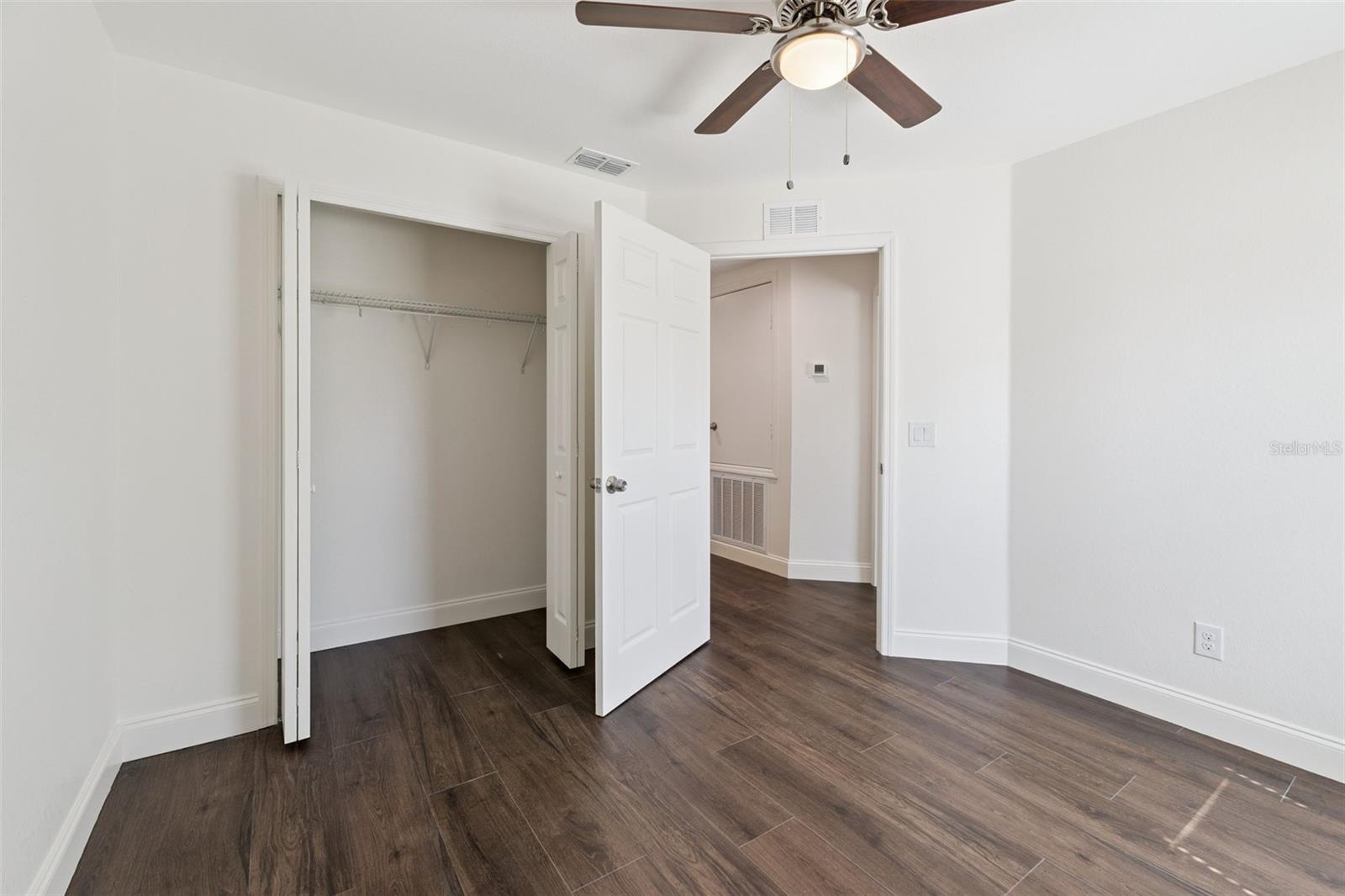 Image 16 of 42 For 1111-1113 Jewel Avenue