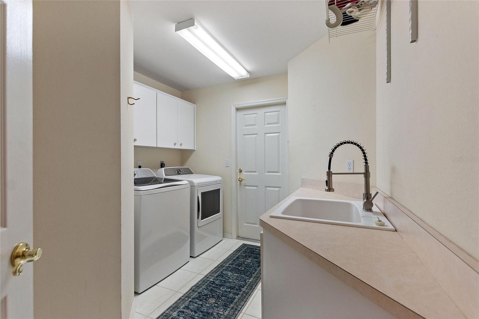 Image 23 of 30 For 5521 Emerald Ridge Boulevard
