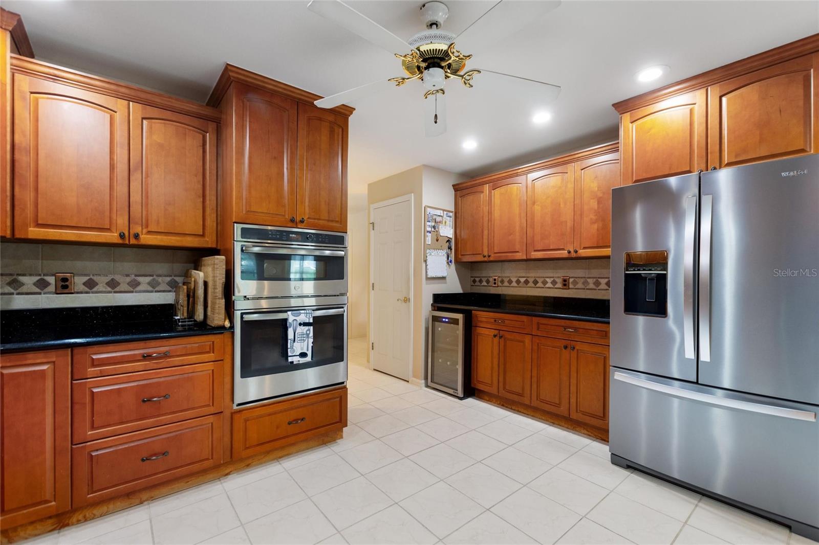 Image 7 of 30 For 5521 Emerald Ridge Boulevard