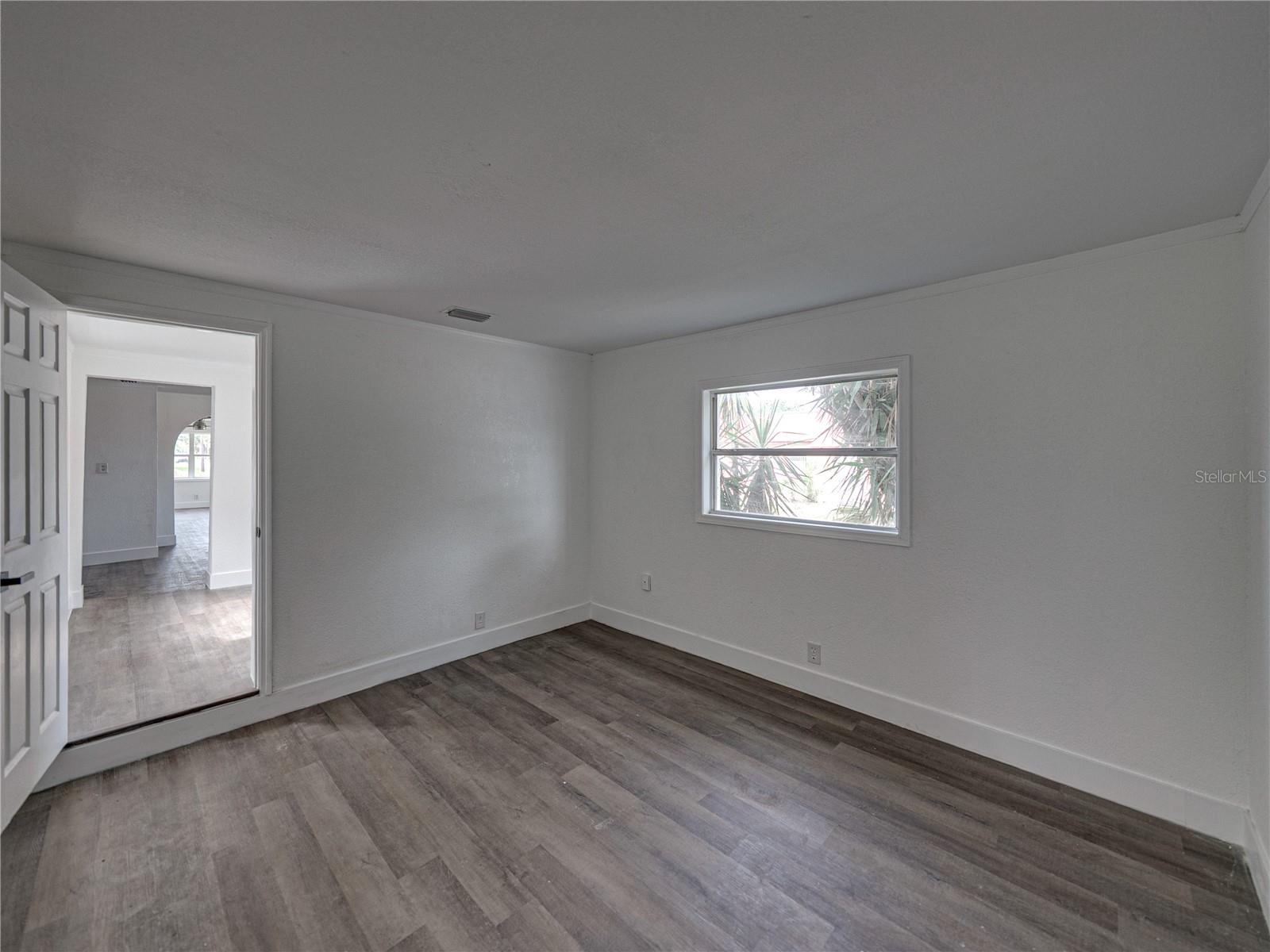 Image 15 of 23 For 602 Laura Street