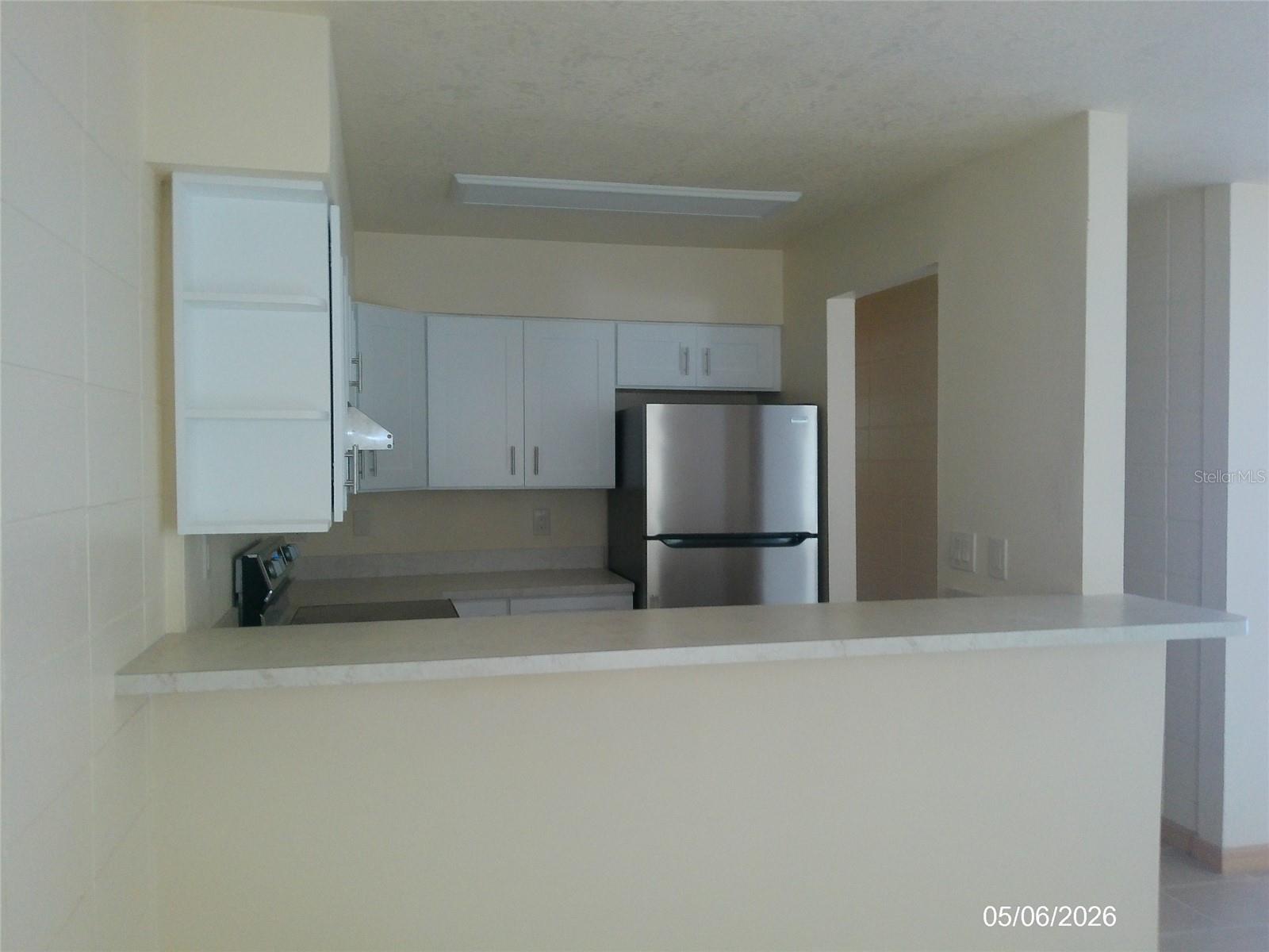Image 4 of 14 For 920 Carole Street