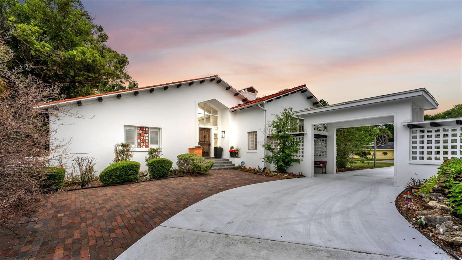 Details for 421 Lone Palm Drive, LAKELAND, FL 33815