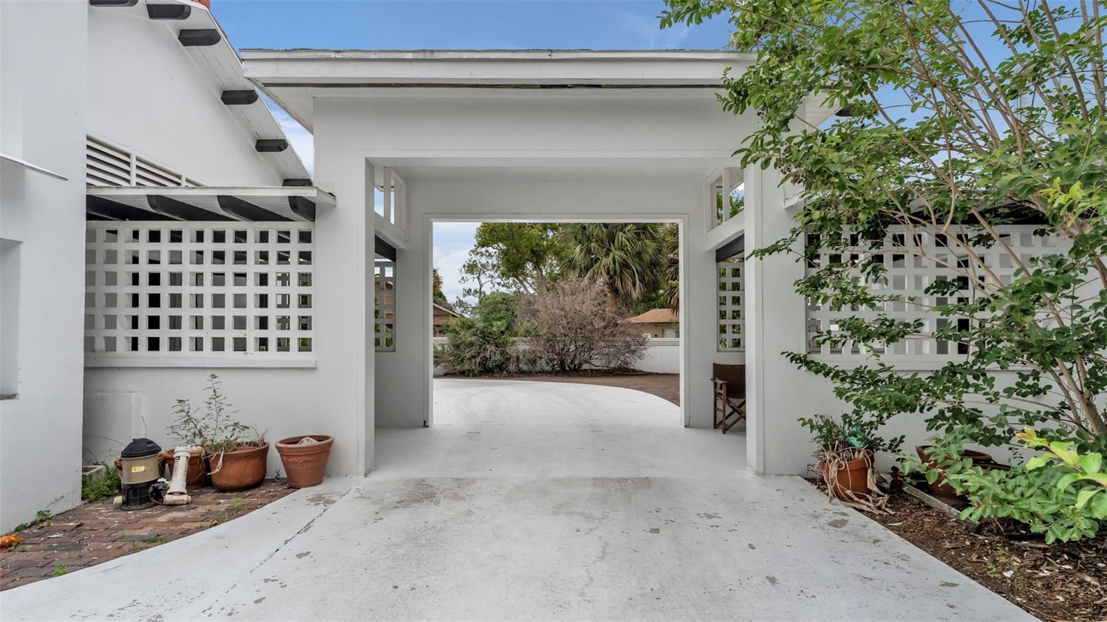 Image 2 of 83 For 421 Lone Palm Drive