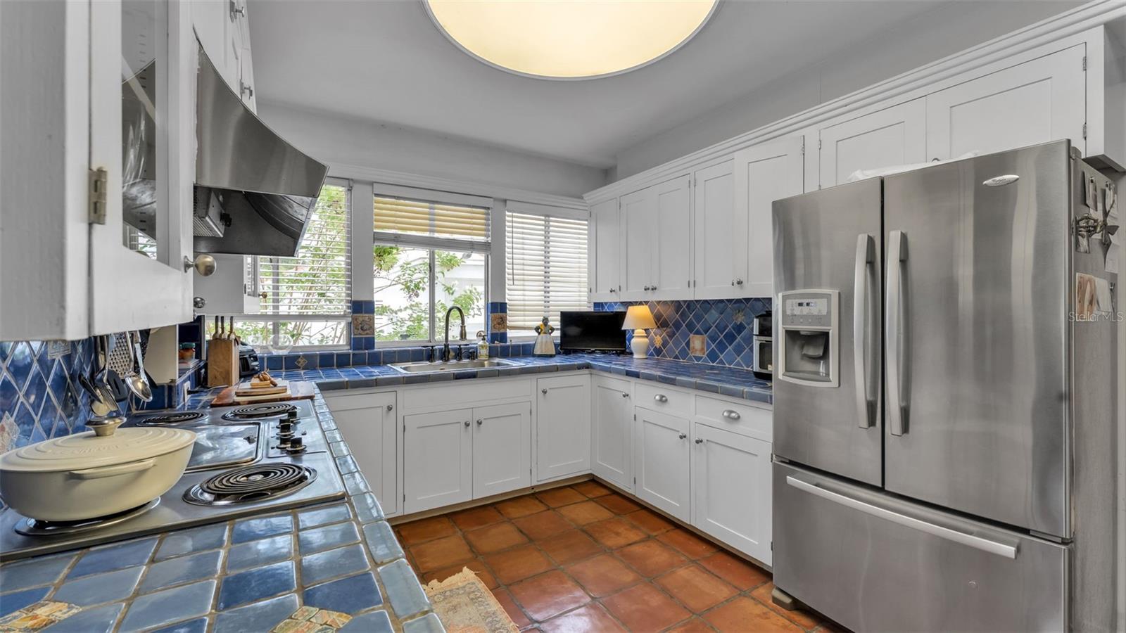 Image 38 of 83 For 421 Lone Palm Drive
