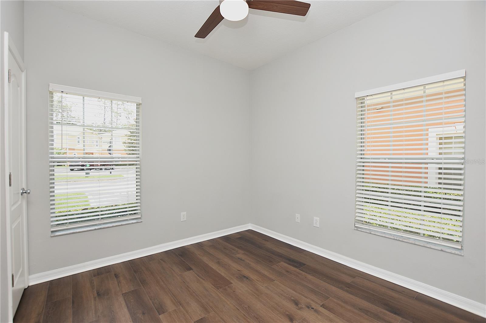 Image 19 of 38 For 4139 Shade Tree Lane