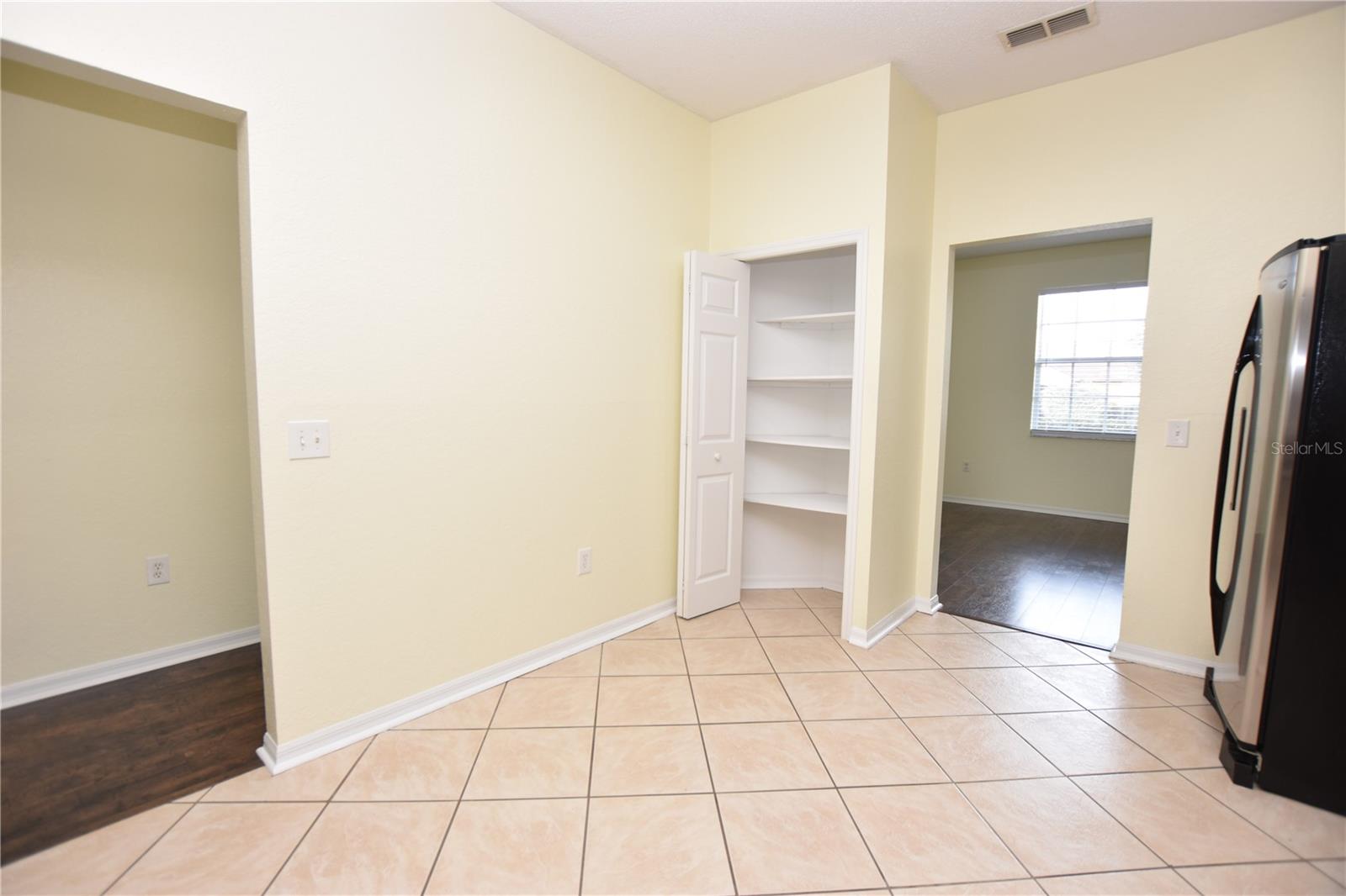 Image 3 of 34 For 4148 Buttonbush Circle