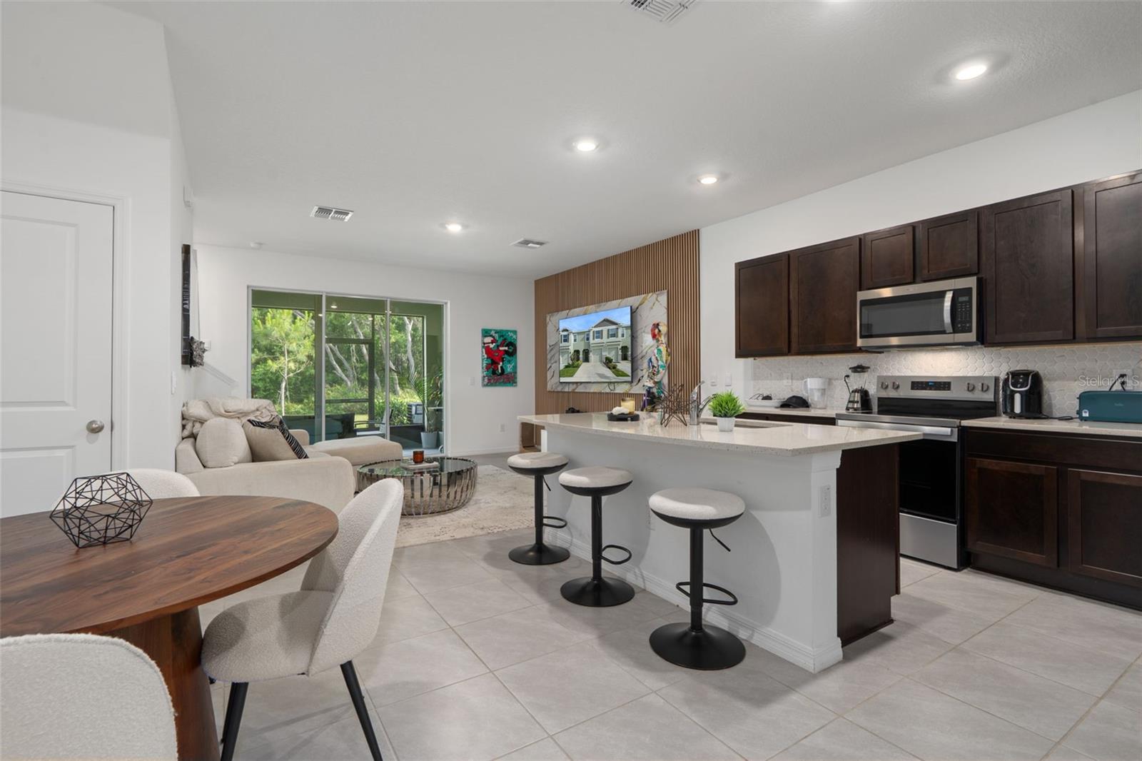 Image 10 of 47 For 11385 Crescent Deer Drive
