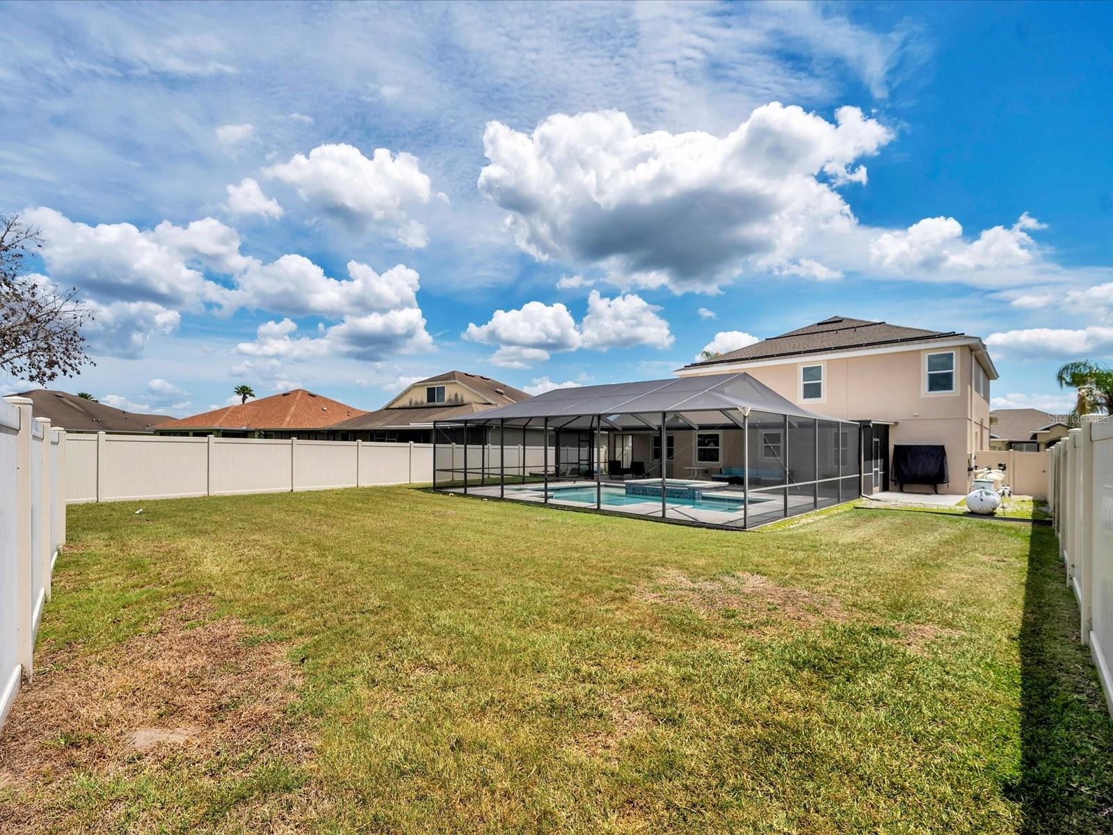 Image 45 of 52 For 5592 Superior Drive