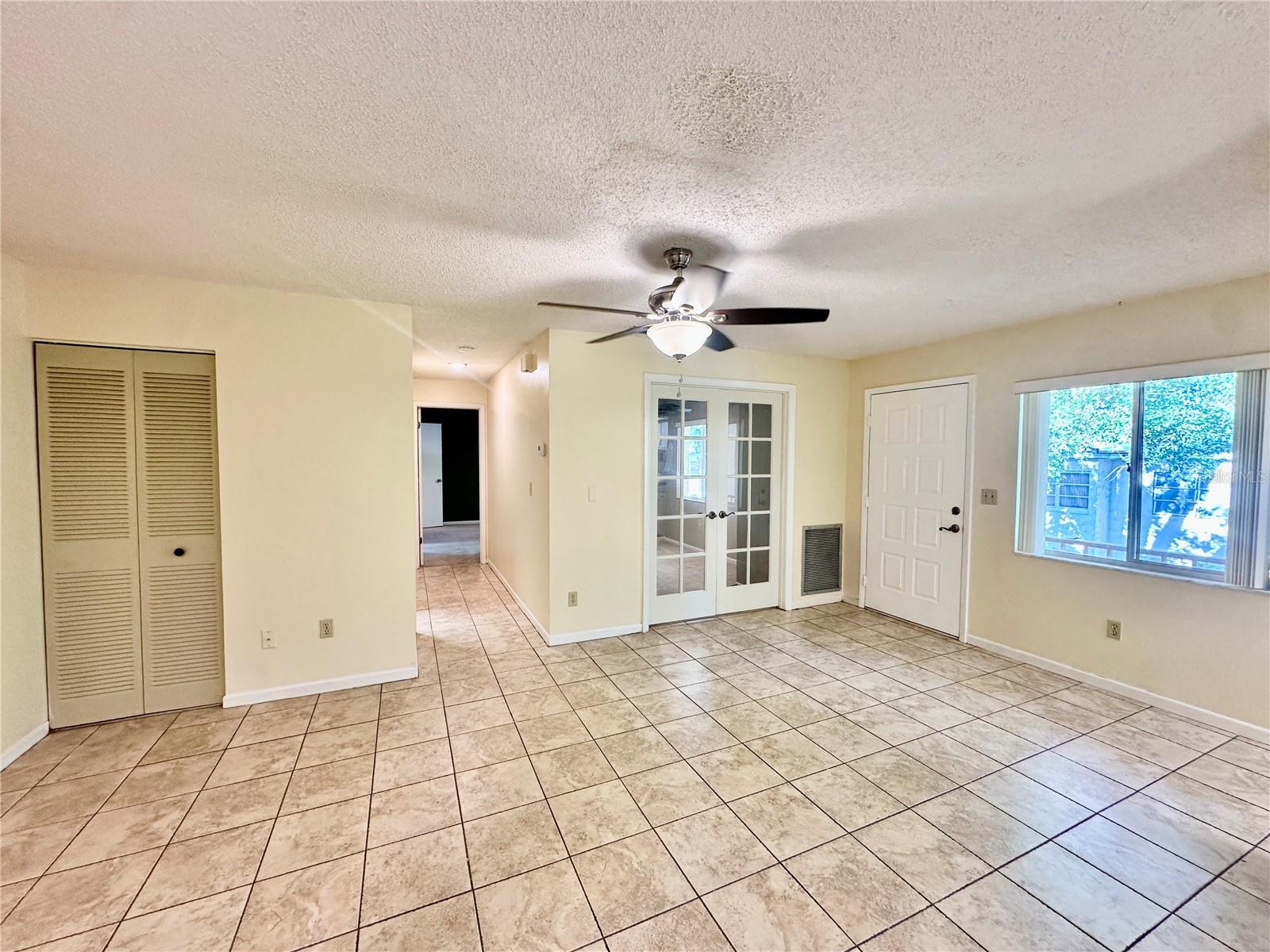 Image 4 of 28 For 630 Pavare Court 630