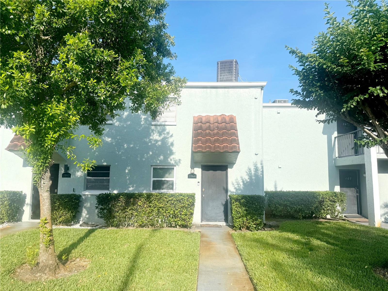 Details for 2864 Somerset Park Drive 2864, TAMPA, FL 33613