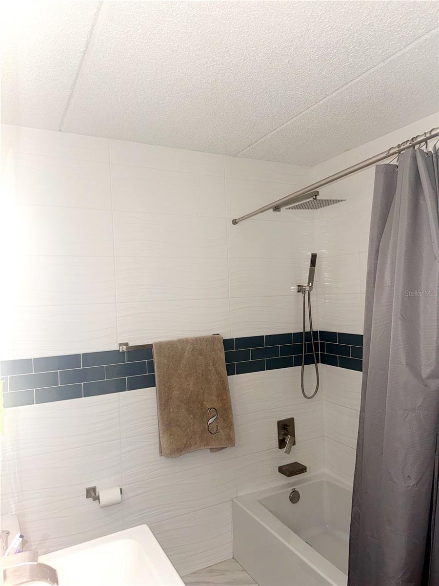 Image 9 of 21 For 2864 Somerset Park Drive 2864