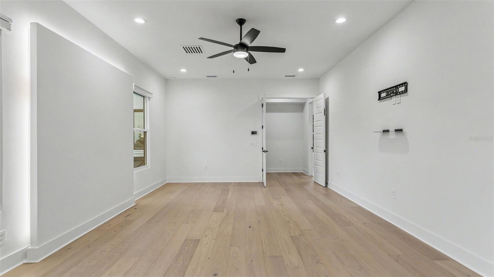 Image 23 of 53 For 5411 Delphi Hills Circle