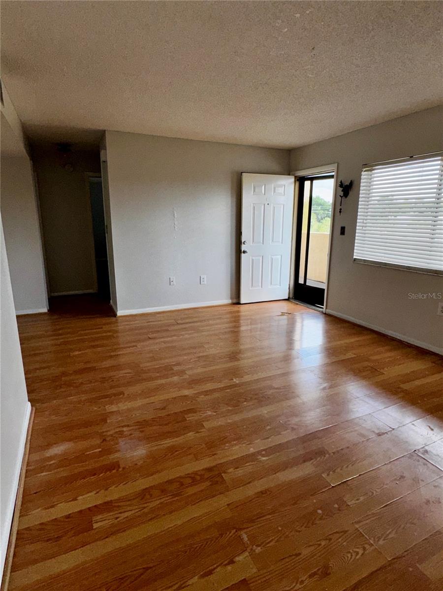 Image 6 of 25 For 1130 Lake Parker Avenue E332