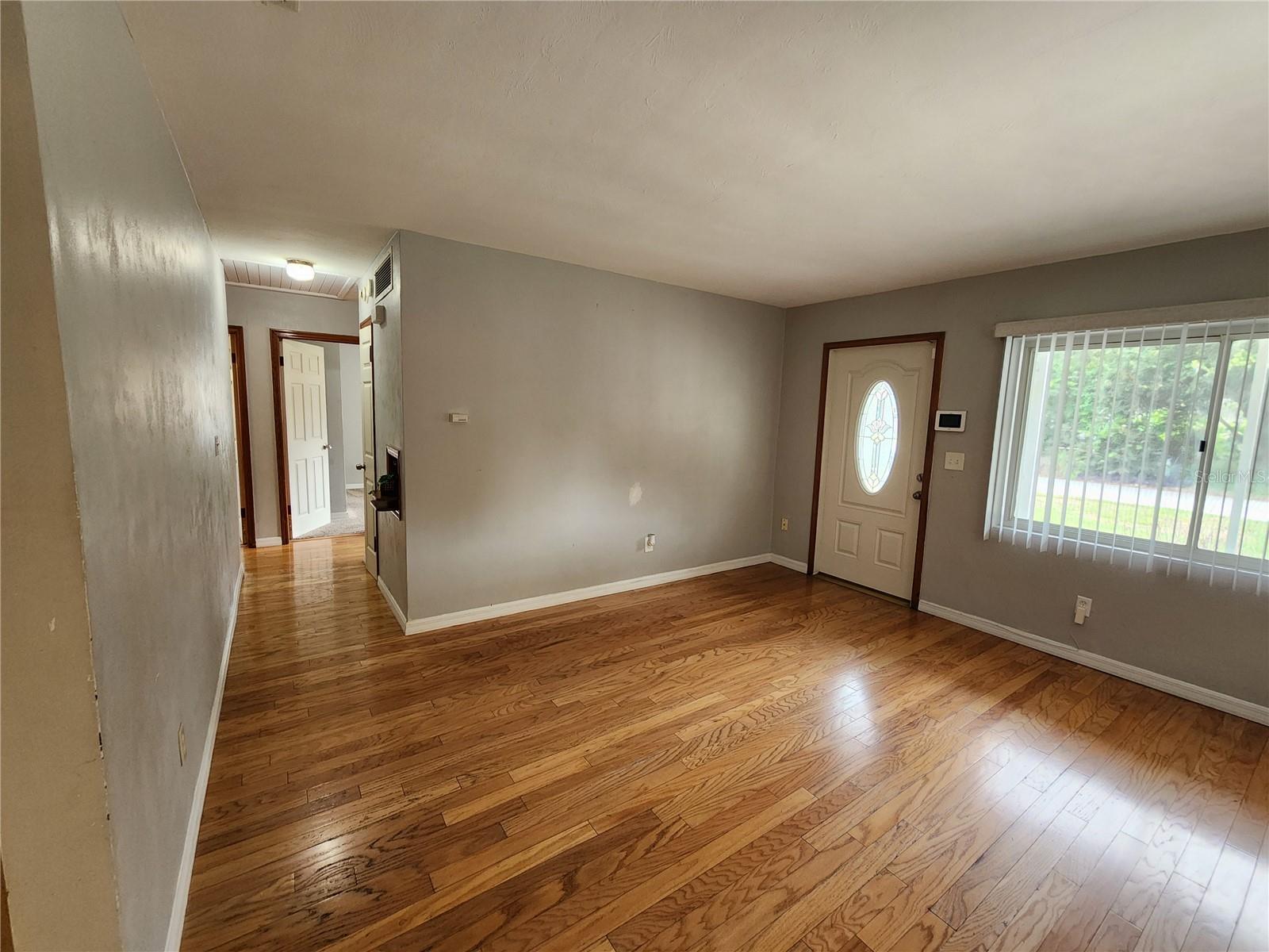 Image 13 of 27 For 2621 Canal Drive N