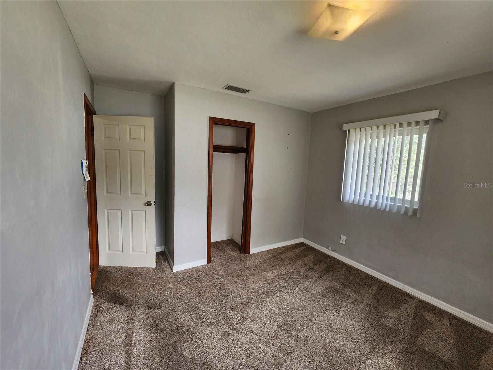Image 15 of 27 For 2621 Canal Drive N