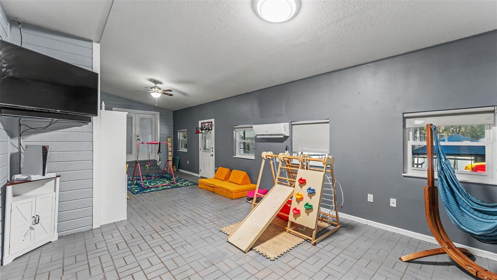 Image 11 of 54 For 1413 Hidden Creek Lane