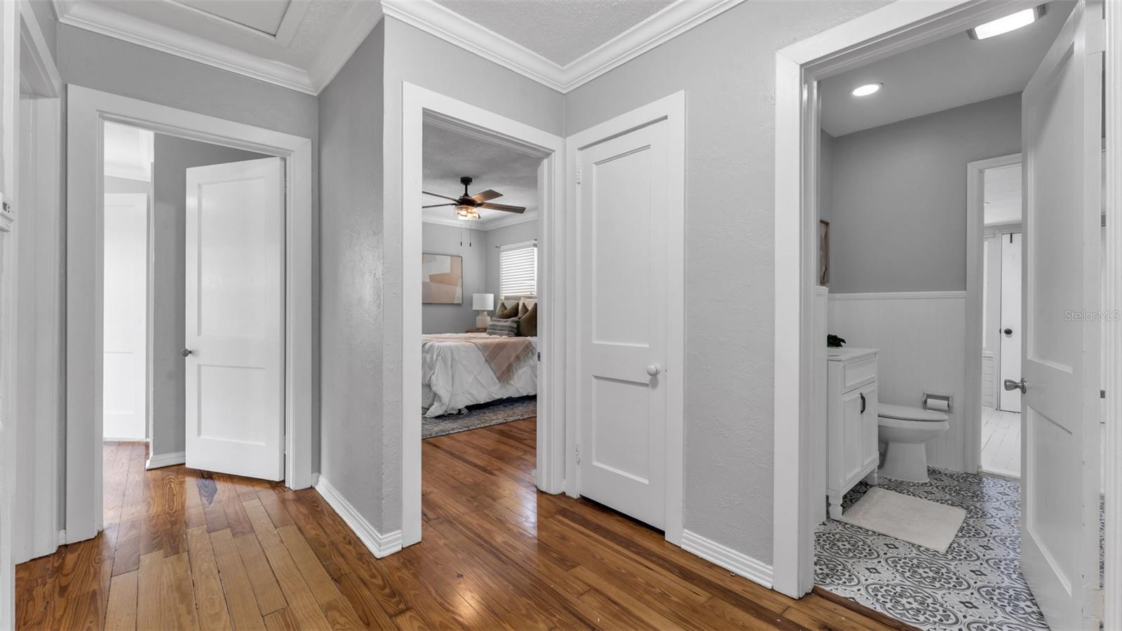 Image 34 of 49 For 2729 Buckingham Avenue