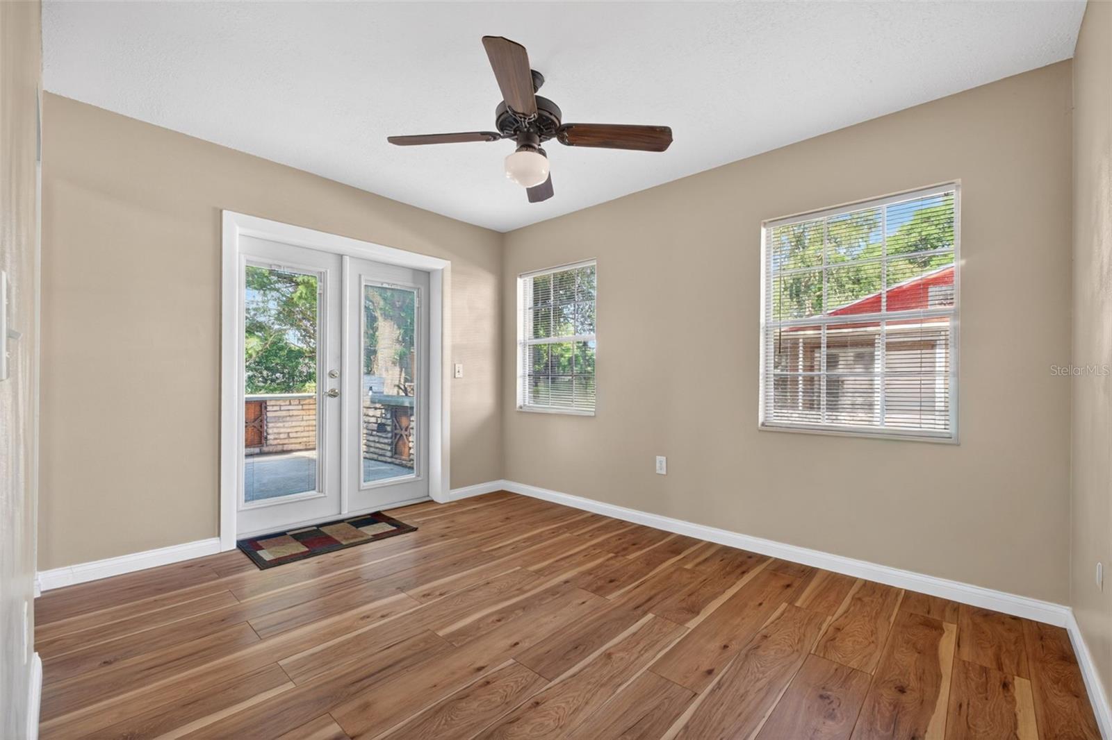 Image 10 of 41 For 1317 Periwinkle Court
