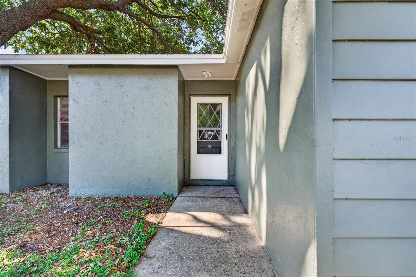 Image 2 of 41 For 1317 Periwinkle Court