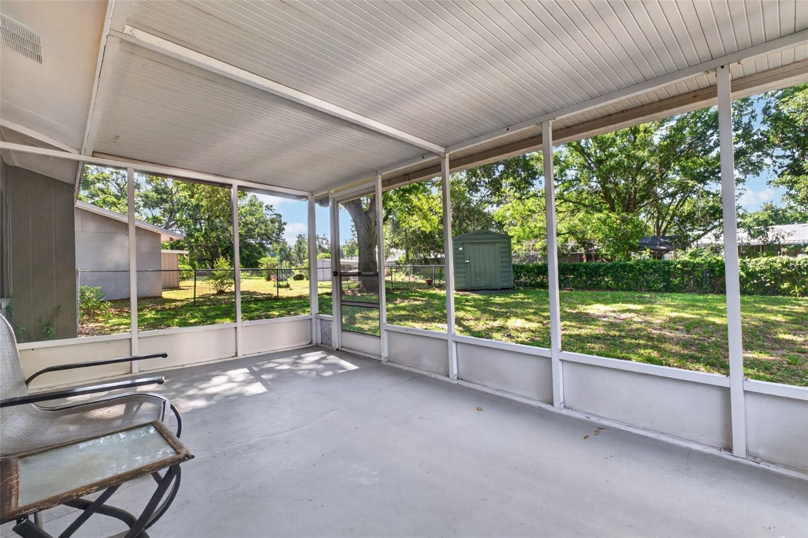 Image 32 of 41 For 1317 Periwinkle Court