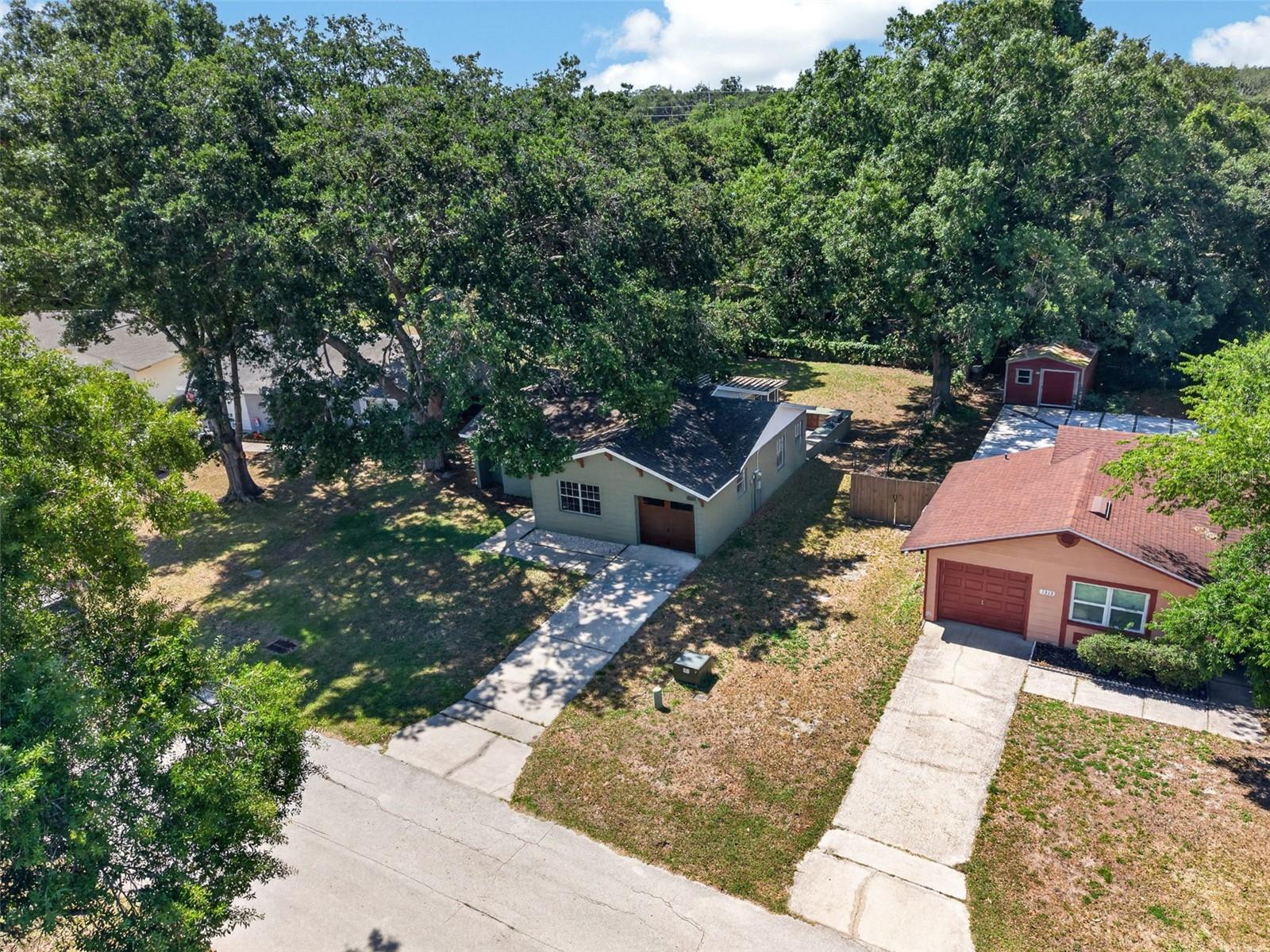 Image 40 of 41 For 1317 Periwinkle Court