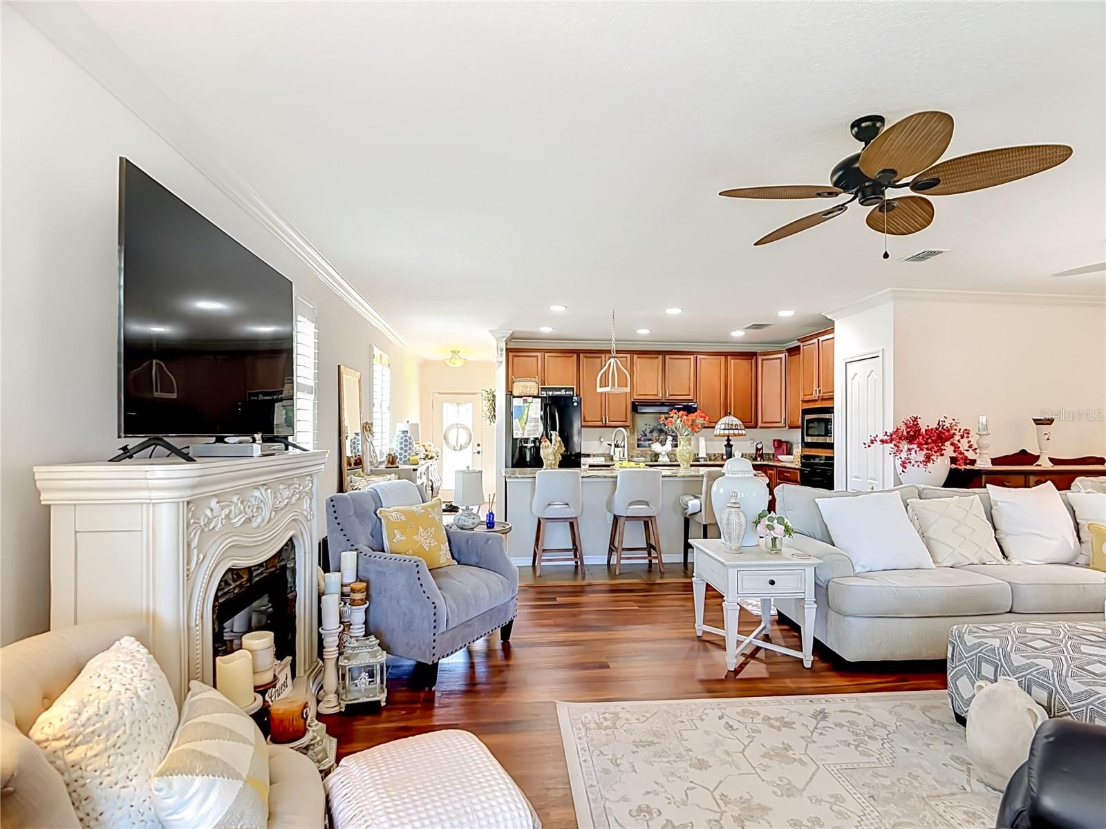 Image 12 of 44 For 5739 Dornich Drive