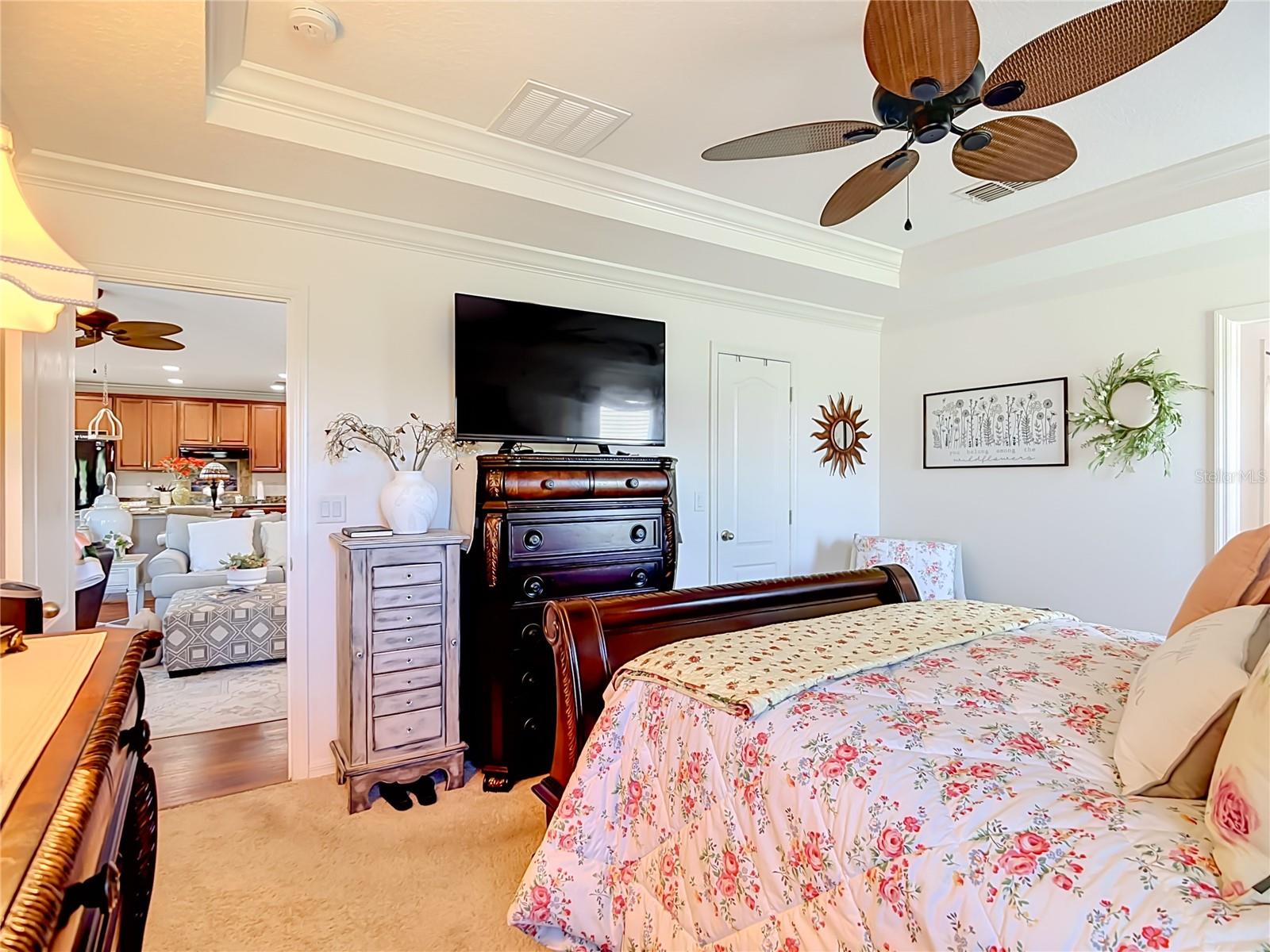 Image 18 of 44 For 5739 Dornich Drive