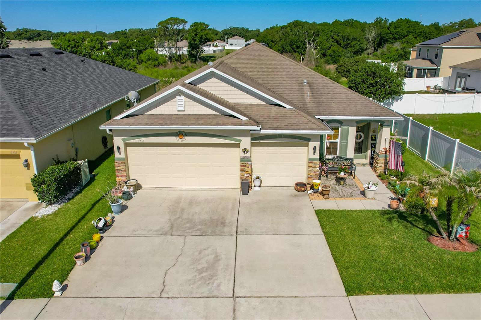 Image 36 of 44 For 5739 Dornich Drive