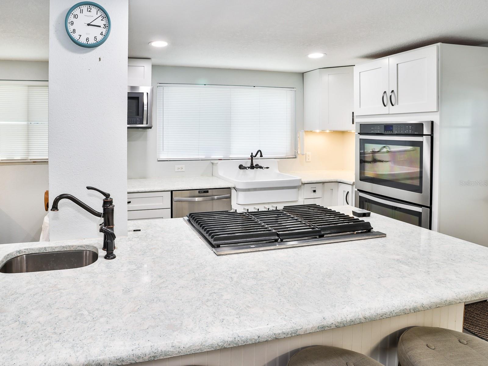 Image 18 of 45 For 915 Kissengen Avenue