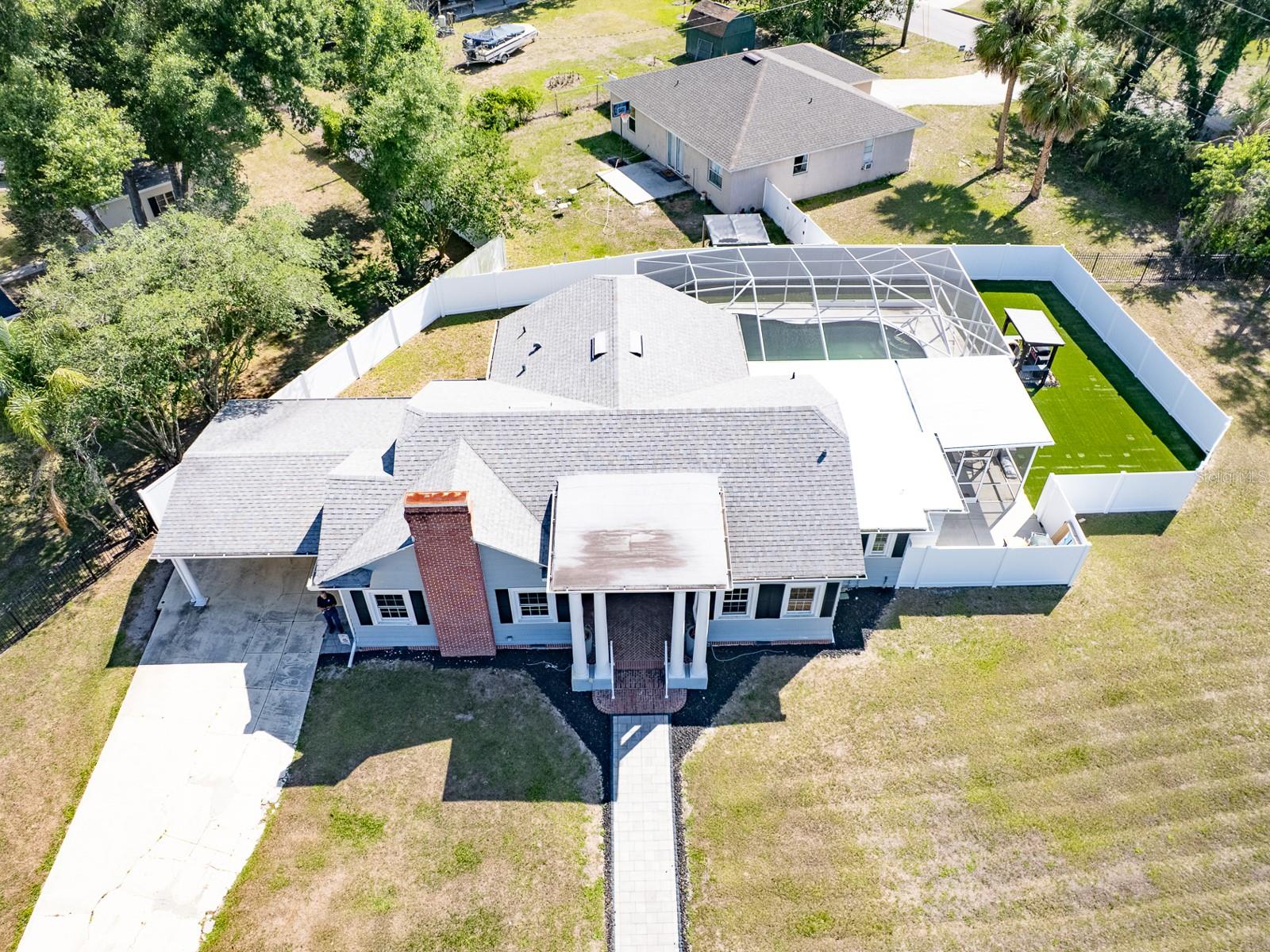 Image 36 of 45 For 915 Kissengen Avenue