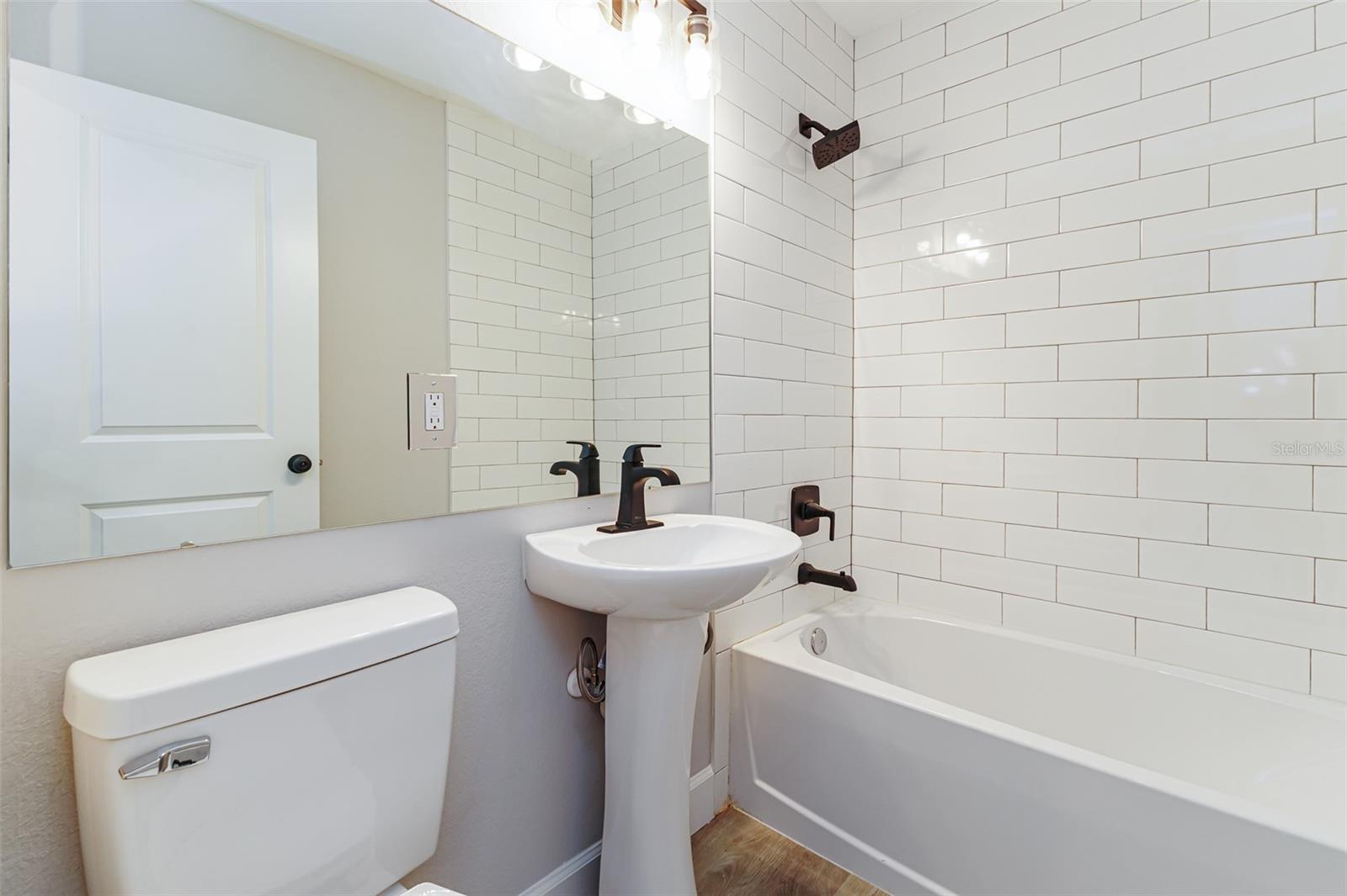 Image 11 of 22 For 2606 Highland Avenue